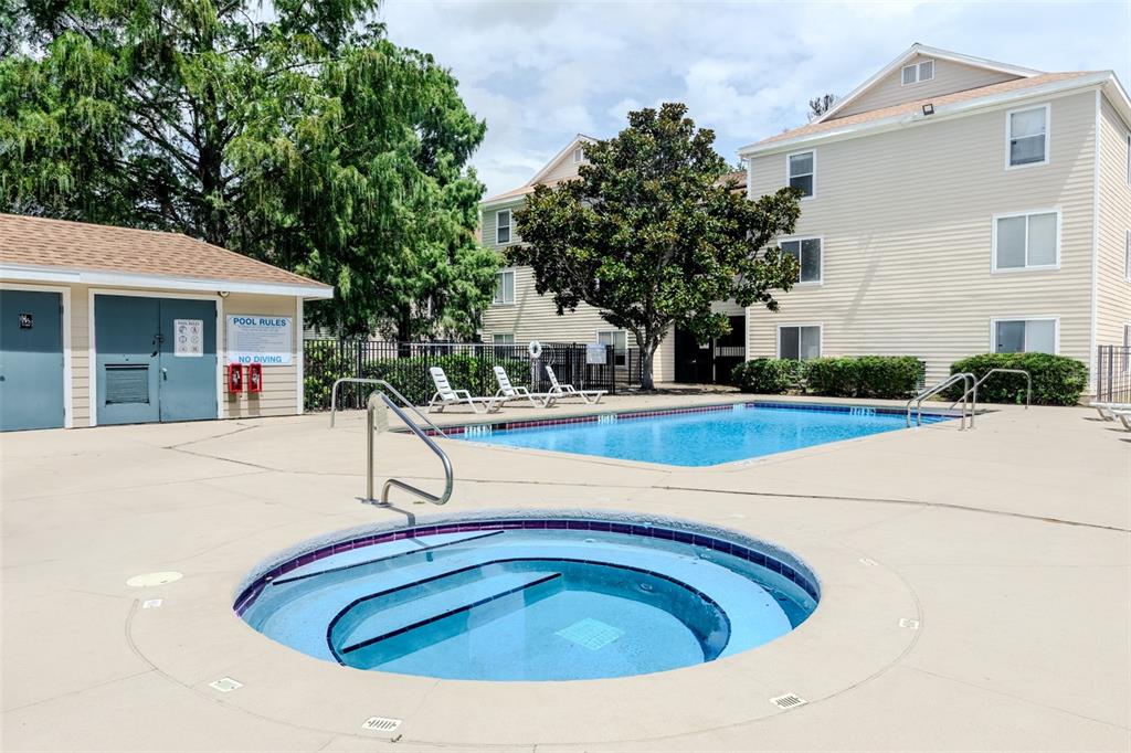 3800 Southwest 20th Avenue, Unit 206 Gainesville, FL 32607 - Photo 17 of 18