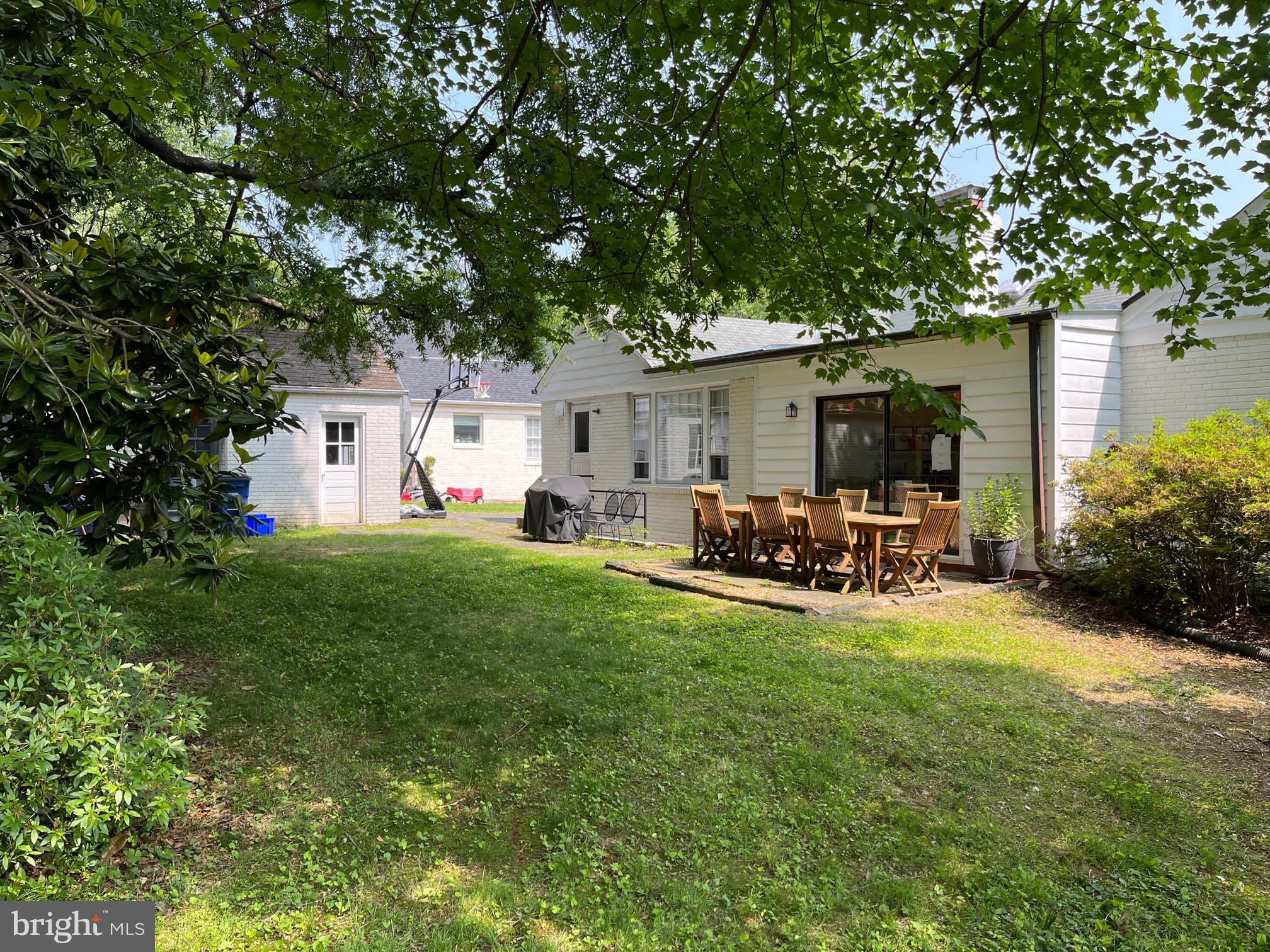 5602 Pollard Road Bethesda, MD 20816 - Photo 2 of 23