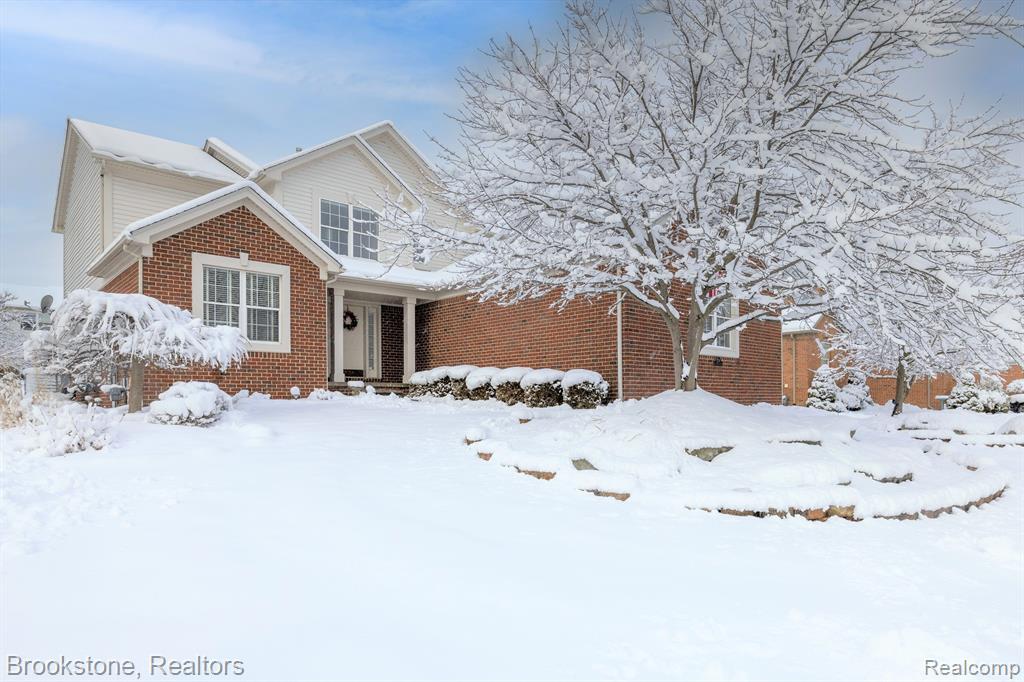 2738 Long Meadow Lane Rochester Hills, MI 48307 - Photo 2 of 64
