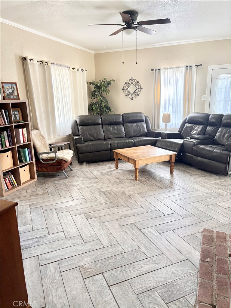 13331 Holly Street Trona, CA 93562 - Photo 7 of 29