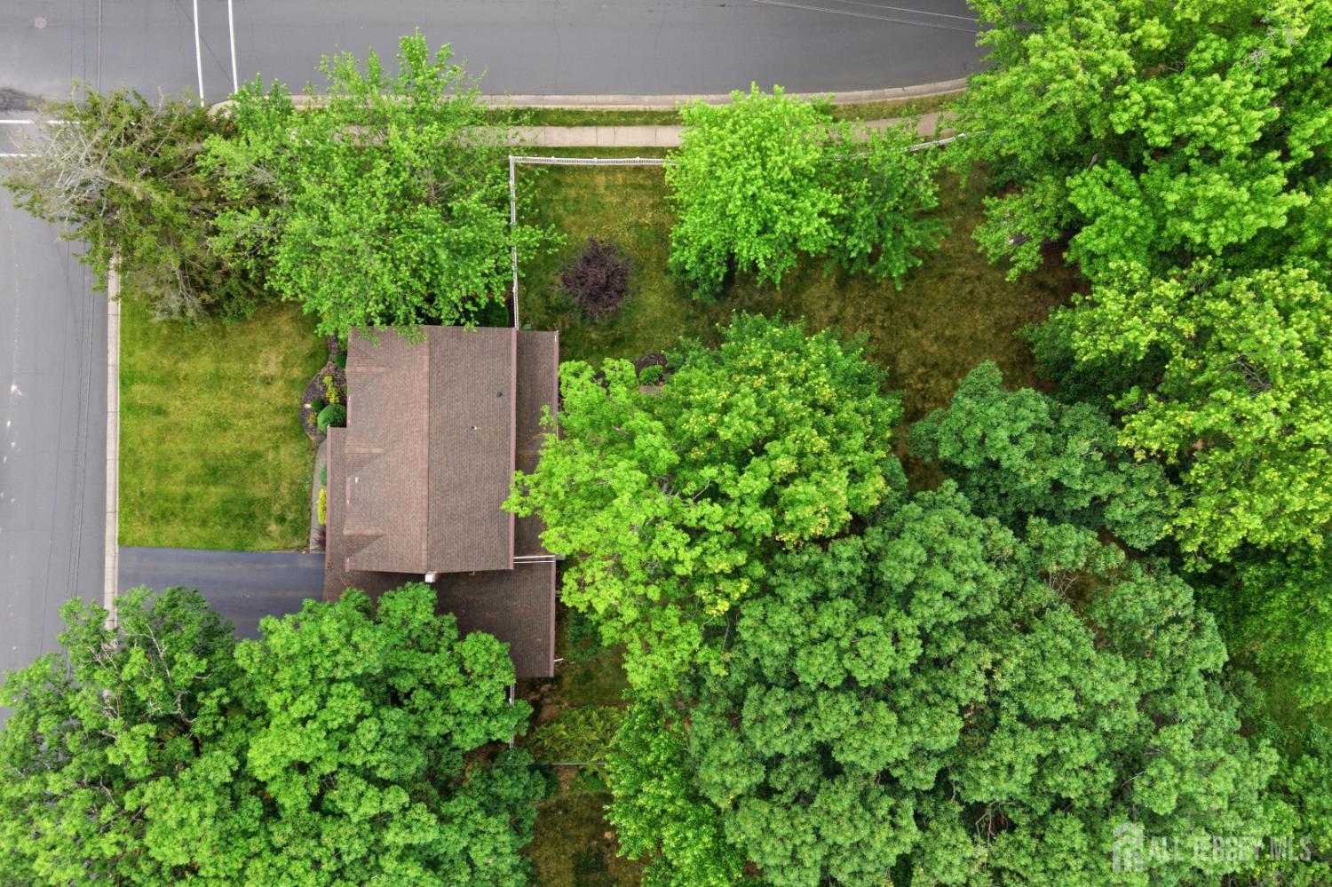 4 Woodruff Road Edison, NJ 08820 - Photo 42 of 43