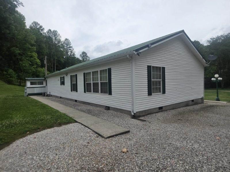 75 Cornwell Sta Road Frenchburg, KY 40322 - Photo 8 of 50 image000005(1)