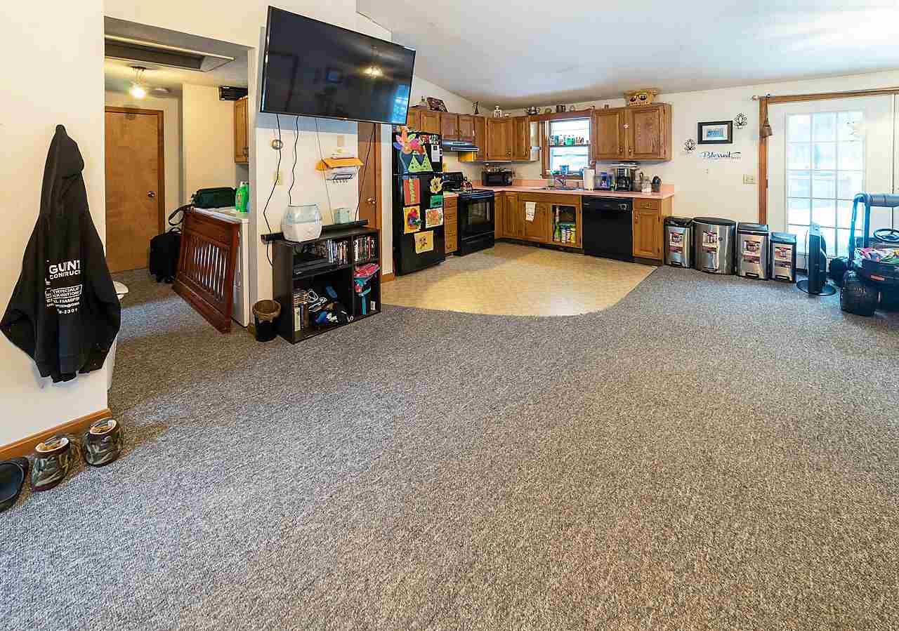 188 Puckerbrush Road Campton, NH 03223 - Photo 3 of 16 Gallery Image 3
