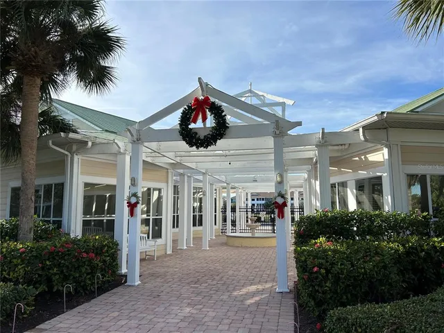 $1,975 | 4802 51st Street West, Unit 708, Bradenton, FL 34210