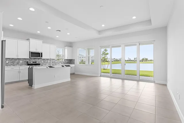 $3,800 | 5709 Bristlecone Cmns, Westlake, FL 33470