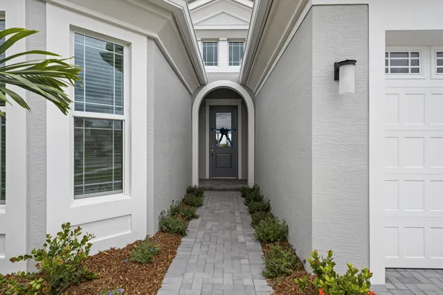 $3,800 | 5709 Bristlecone Cmns, Westlake, FL 33470