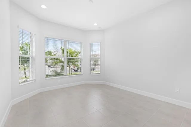 $3,800 | 5709 Bristlecone Cmns, Westlake, FL 33470