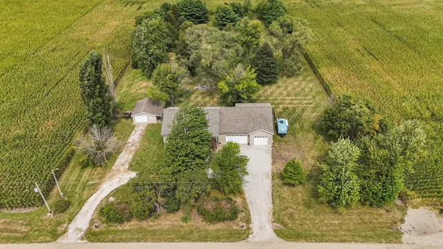 $450,000 | 730 East Co Road 750 North, Tuscola, IL 61953