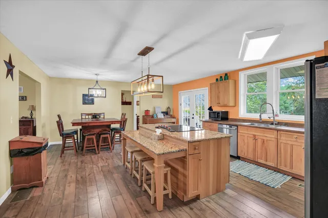 $450,000 | 730 East Co Road 750 North, Tuscola, IL 61953