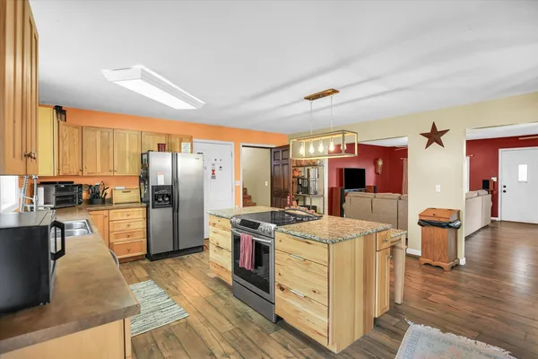 $440,000 | 730 East Co Road 750 North, Tuscola, IL 61953