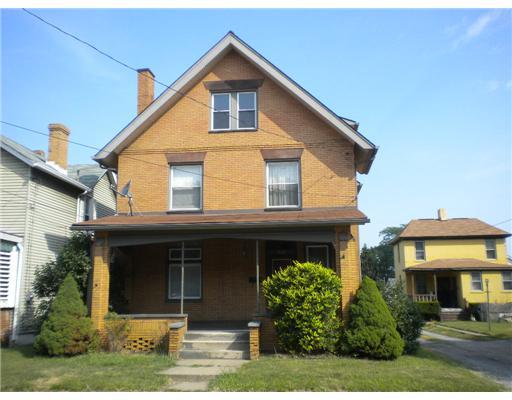420 Deer Lane Rochester, PA 15074 - Photo 2 of 8 Exterior Front.