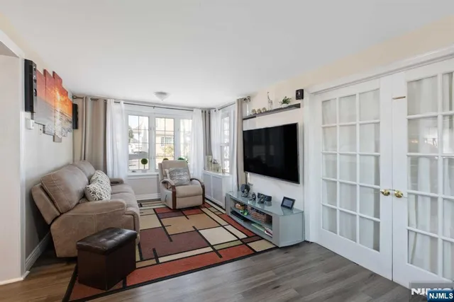 $3,600 | 10 Trinity Place, Kearny, NJ 07032