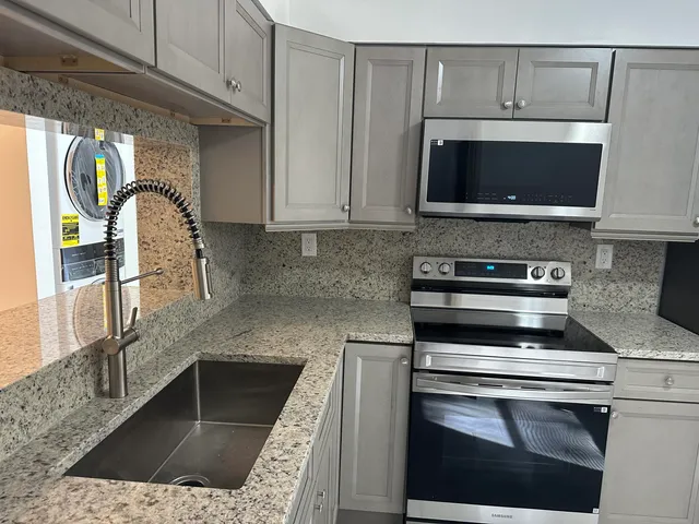 $2,500 | 3130 Millwood Terrace, Unit 1130, Boca Raton, FL 33431