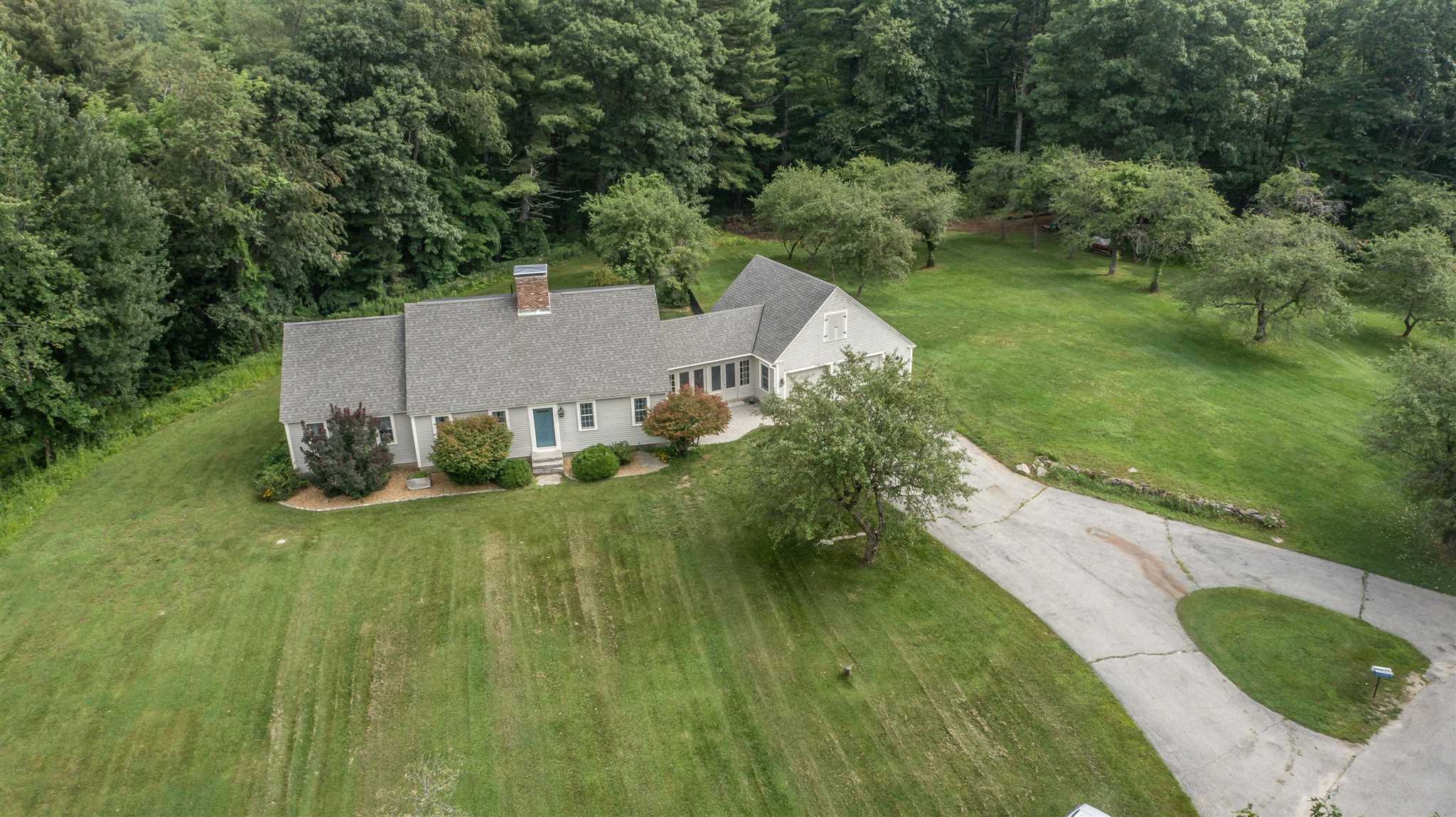 254 Curtis Farm Road Wilton, NH 03086 - Photo 3 of 40