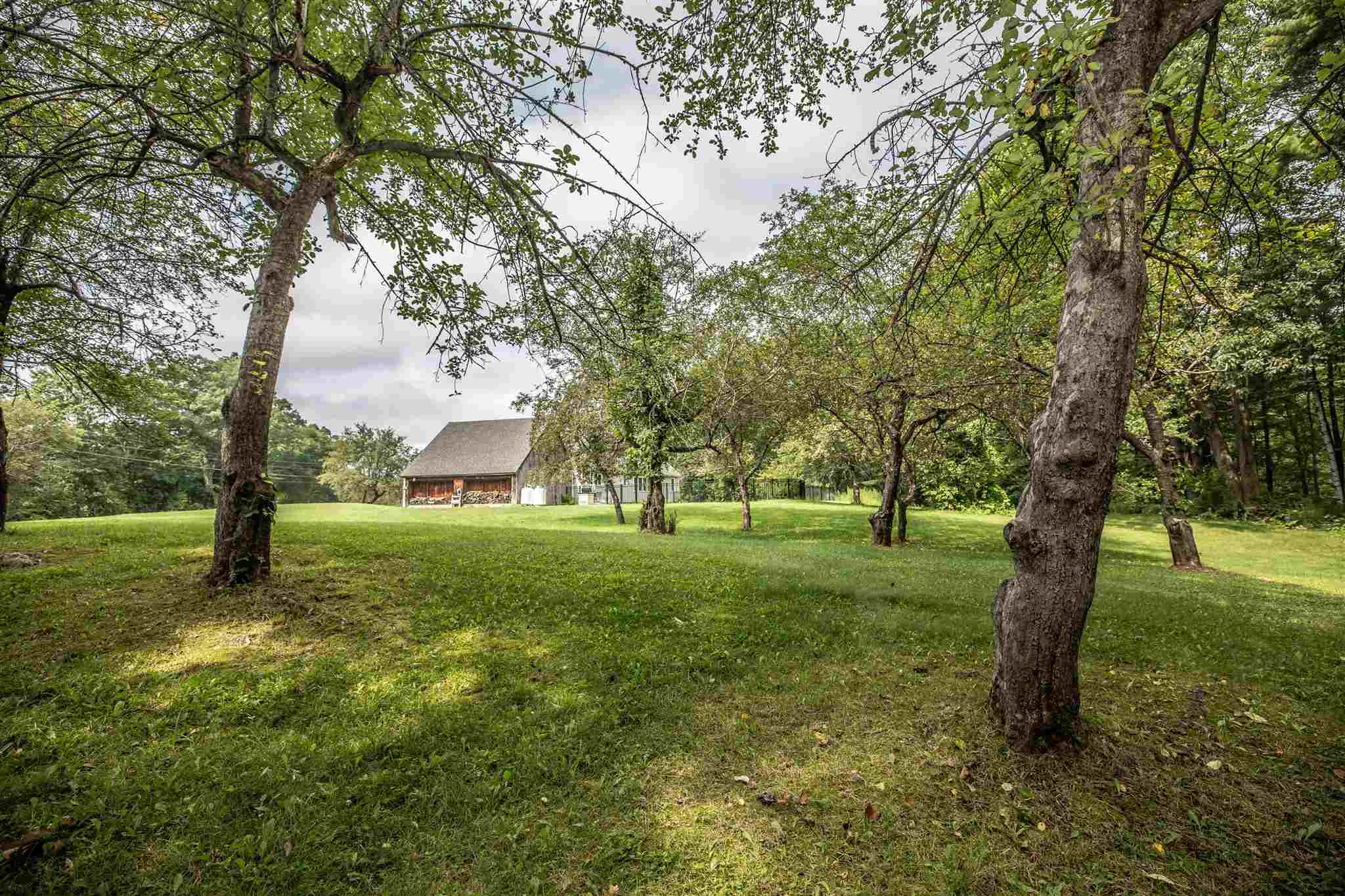 254 Curtis Farm Road Wilton, NH 03086 - Photo 4 of 40