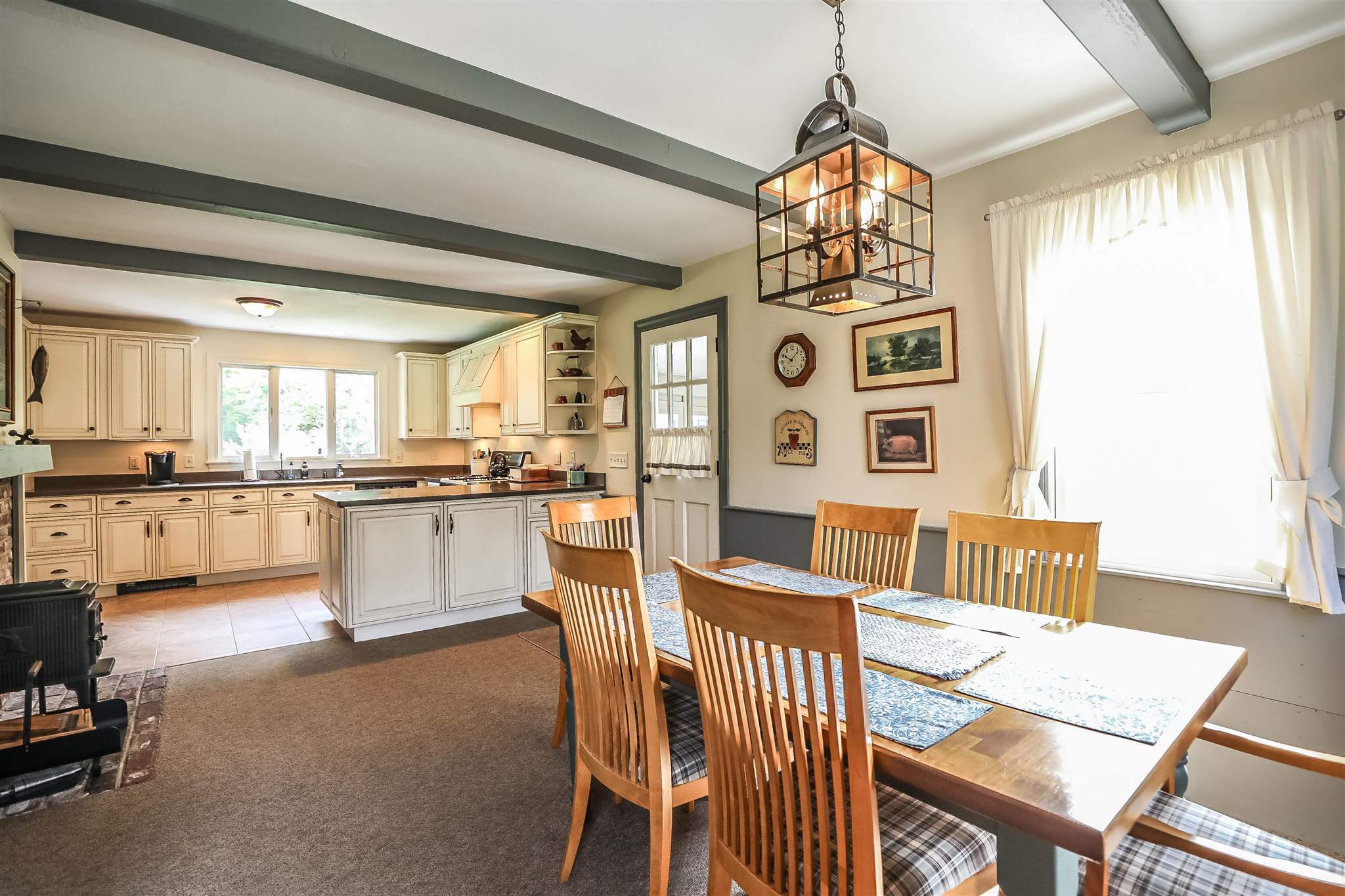 254 Curtis Farm Road Wilton, NH 03086 - Photo 6 of 40