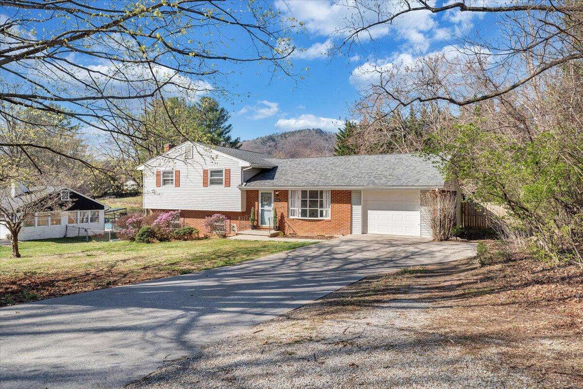 509 Azalea Road Daleville, VA 24083 - Photo 43 of 46 43-MIB09081