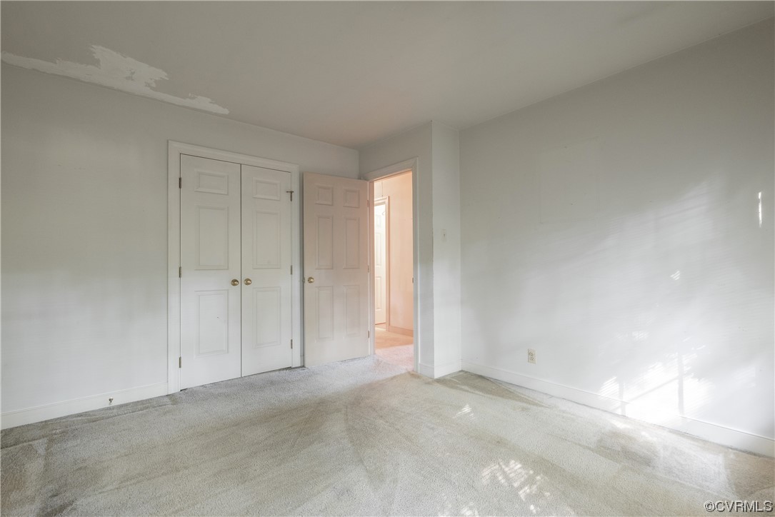 341 Rossmere Drive Midlothian, VA 23114 - Photo 26 of 35 a view of an empty room and window