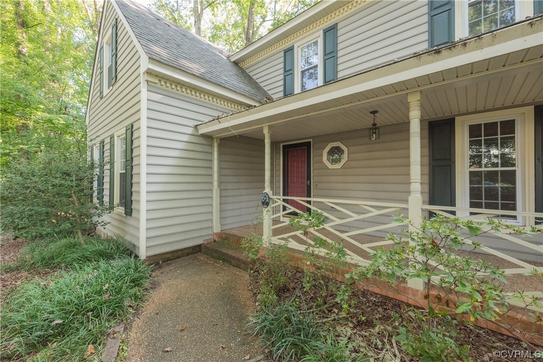 341 Rossmere Drive Midlothian, VA 23114 - Photo 30 of 35 a house view with a backyard space