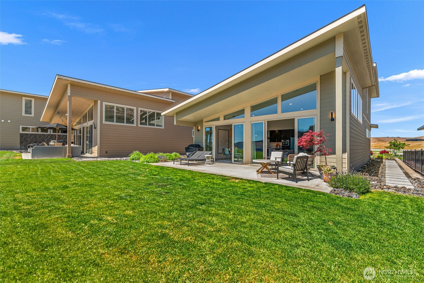 9779 Ridgeview Drive Northwest Quincy, WA 98848 - Photo 4 of 40