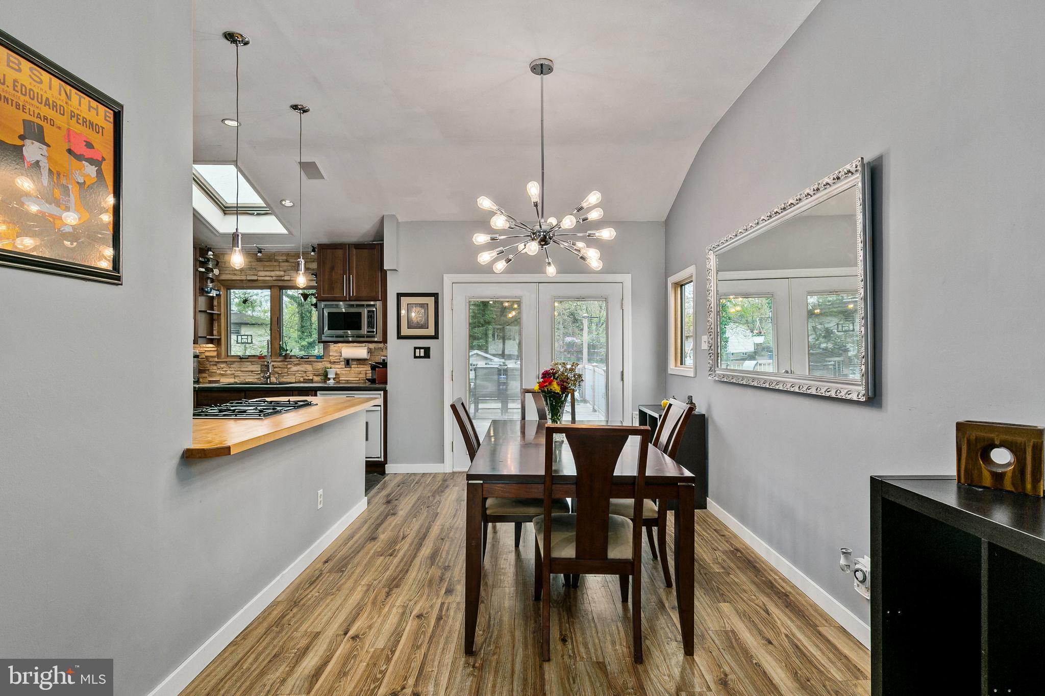 827 Richard Road Cherry Hill, NJ 08034 - Photo 9 of 37 Dining room