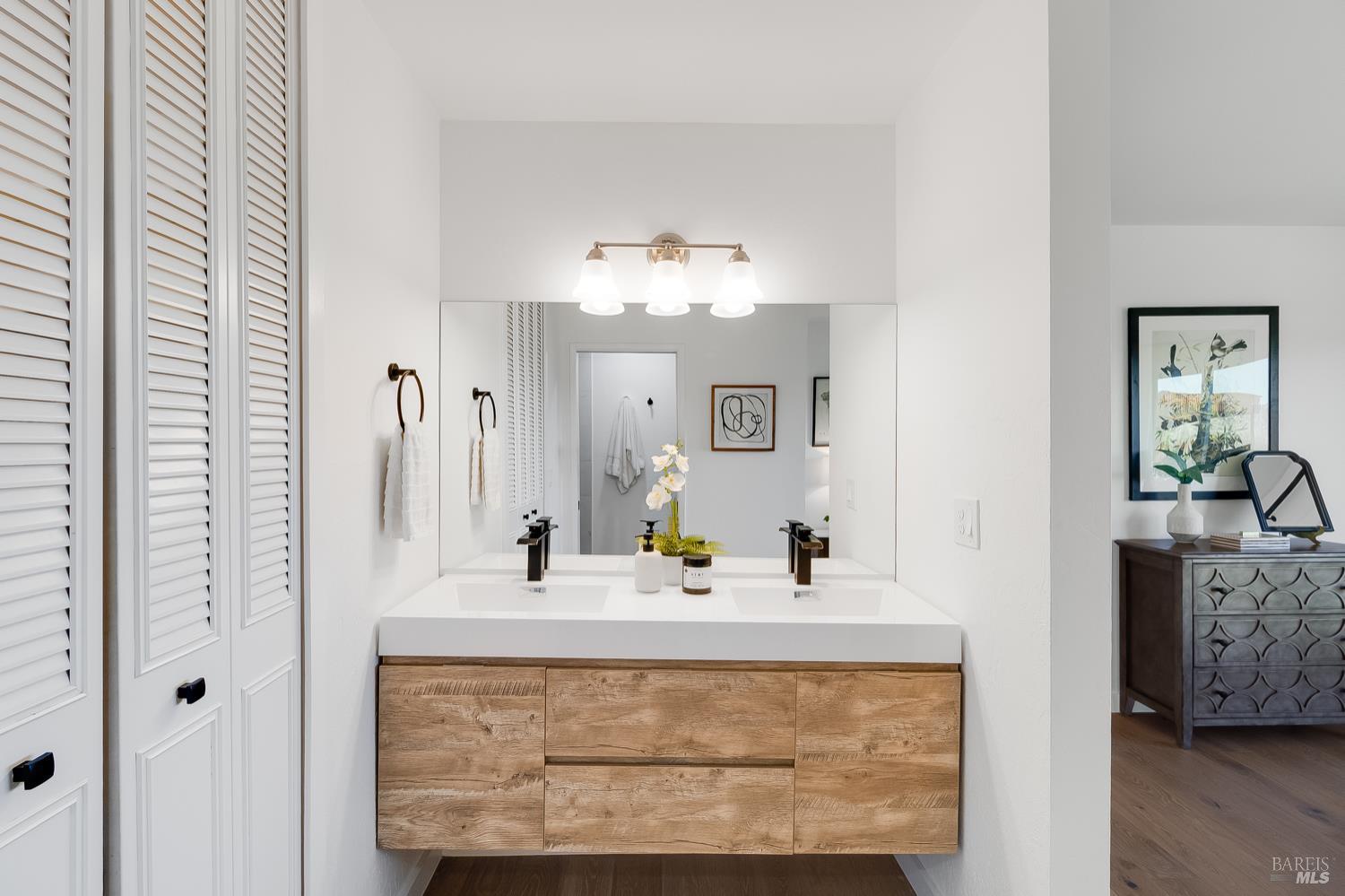 17 Channel Drive Corte Madera, CA 94925 - Photo 24 of 43