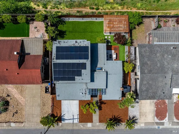 $2,850,000 | 17 Channel Drive, Corte Madera, CA 94925