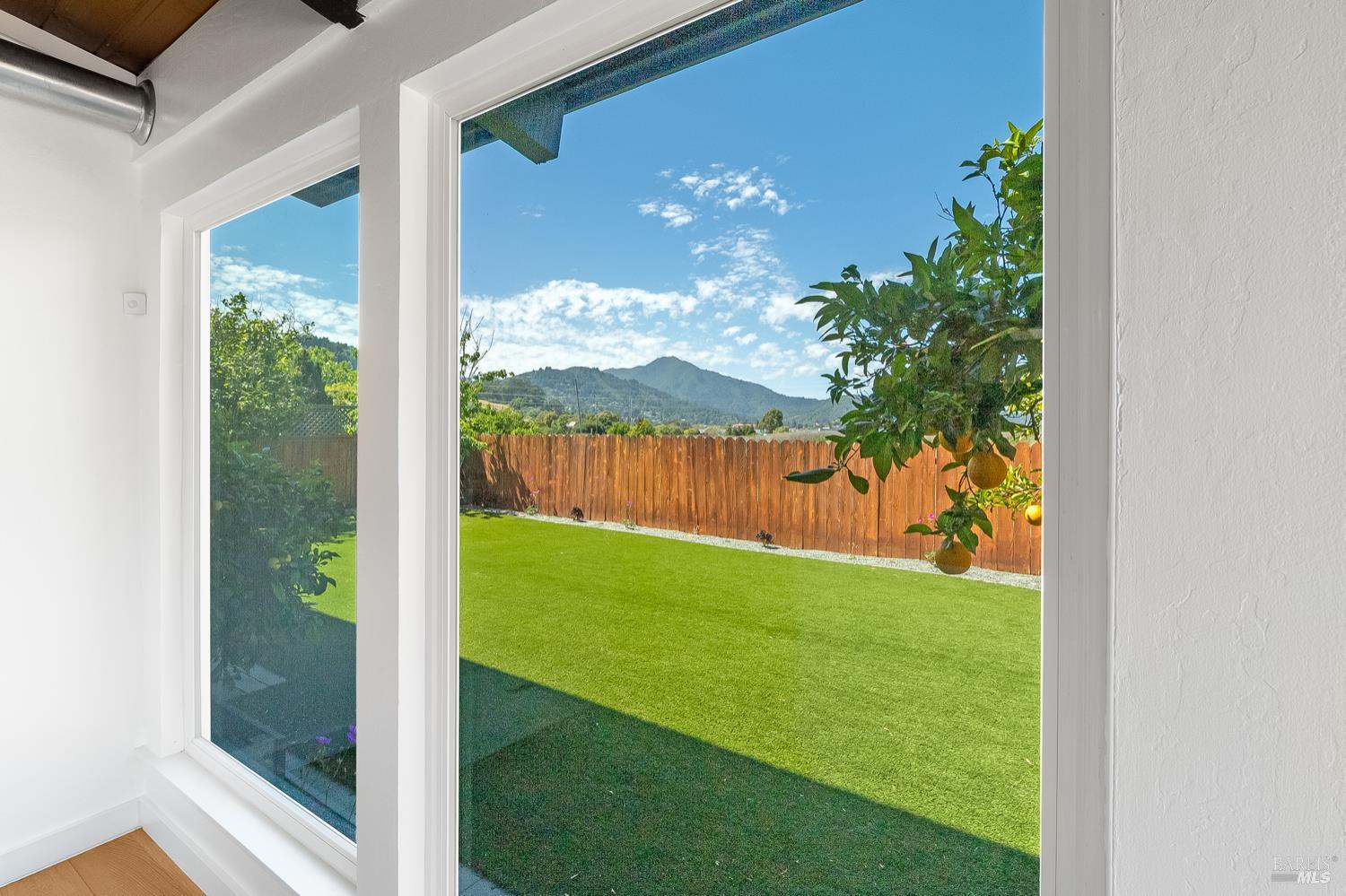 17 Channel Drive Corte Madera, CA 94925 - Photo 7 of 43