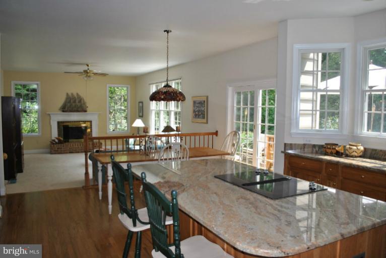 2707 Howard Grove Road Davidsonville, MD 21035 - Photo 22 of 30 Kitchen