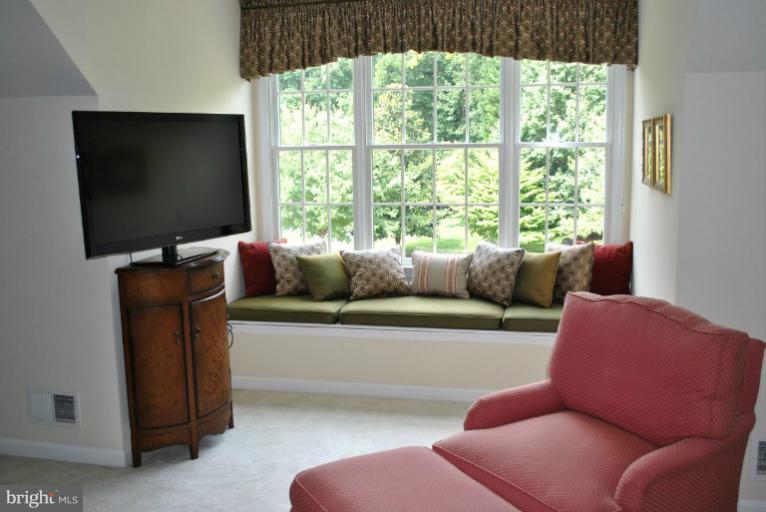 2707 Howard Grove Road Davidsonville, MD 21035 - Photo 25 of 30 Bedroom (Master)