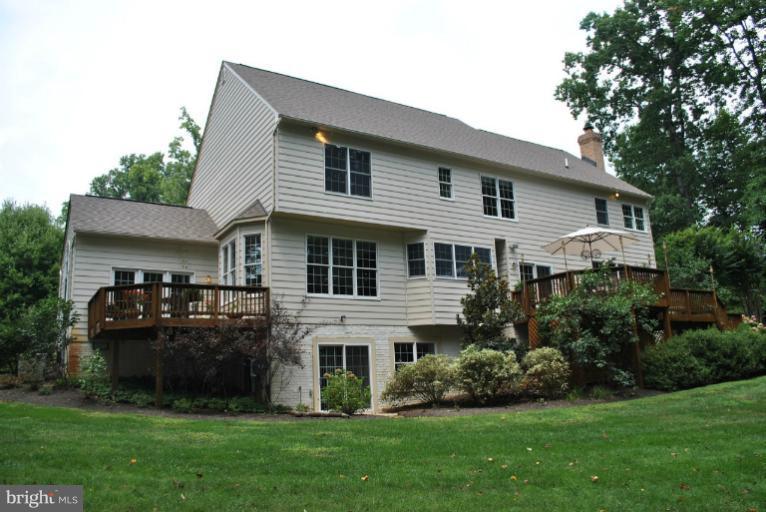 2707 Howard Grove Road Davidsonville, MD 21035 - Photo 29 of 30 Exterior (Rear)