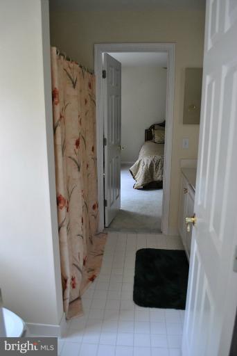 2707 Howard Grove Road Davidsonville, MD 21035 - Photo 7 of 30 Shared Private Bath