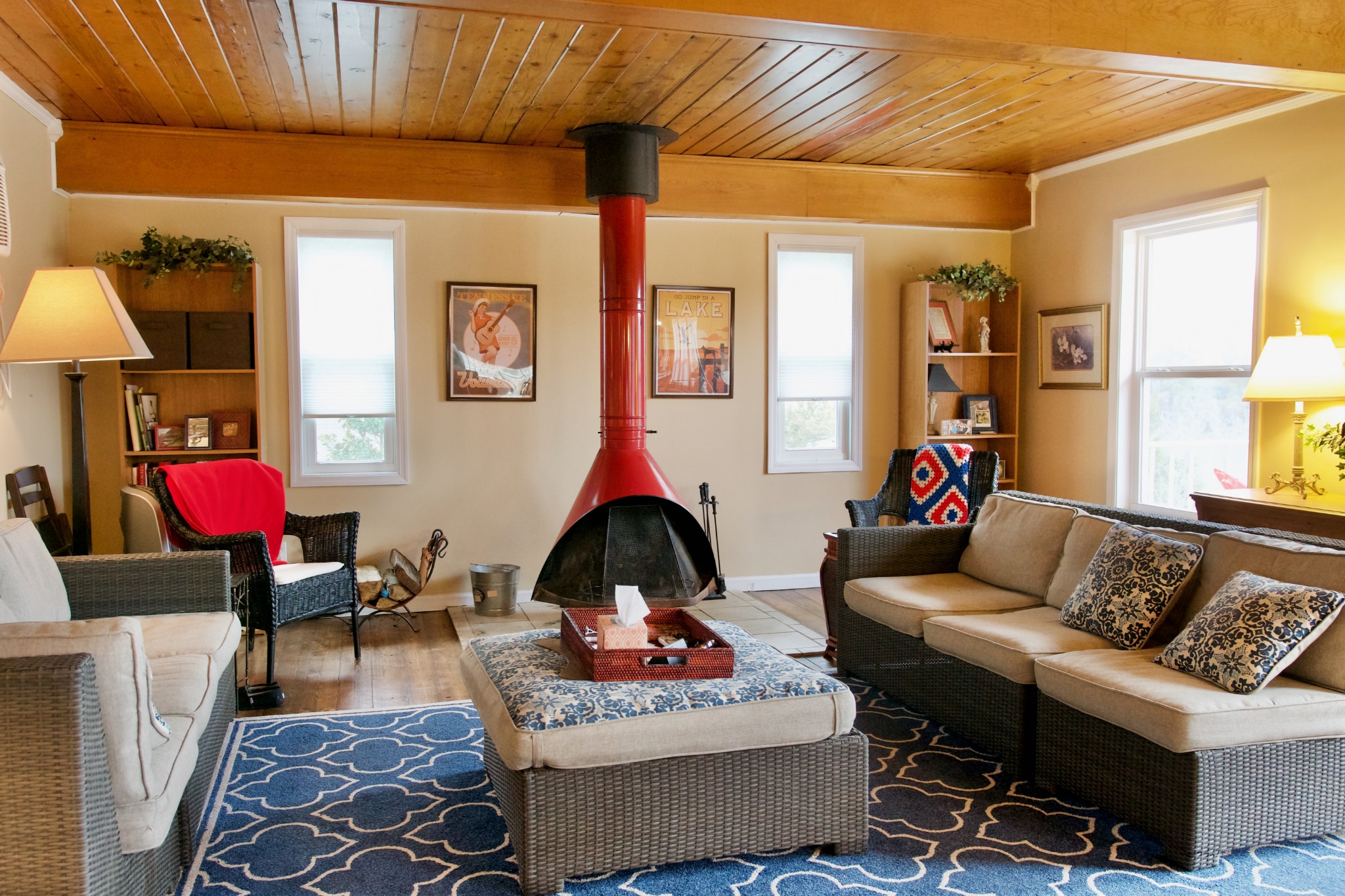 1783 Falling Water Road Sparta, TN 38583 - Photo 14 of 43 a living room with furniture and a window