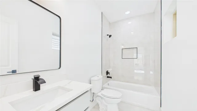 $369,900 | 5314 Terry Street, Houston, TX 77009