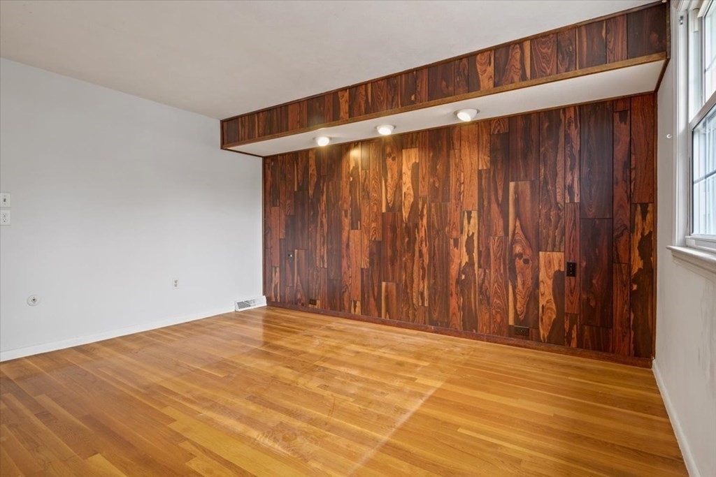 98 Hooper Road, Unit 98 Dedham, MA 02026 - Photo 21 of 41 Gallery Image 21