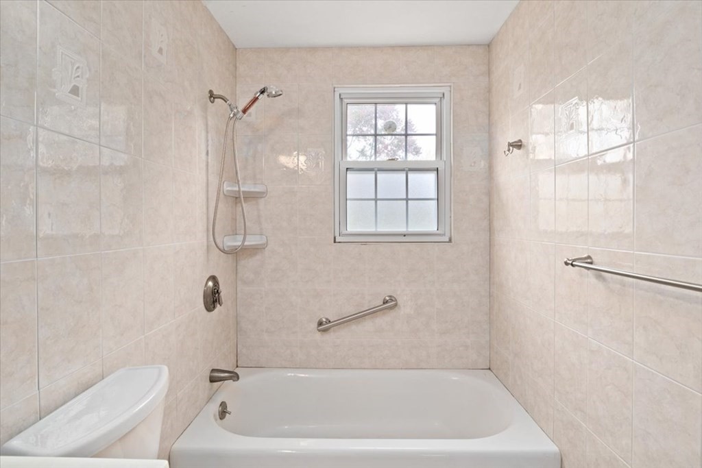 98 Hooper Road, Unit 98 Dedham, MA 02026 - Photo 7 of 41 Gallery Image 7