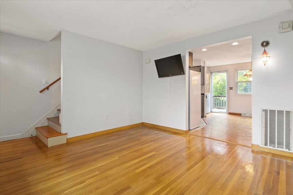 98 Hooper Road, Unit 98 Dedham, MA 02026 - Photo 10 of 41 Gallery Image 10