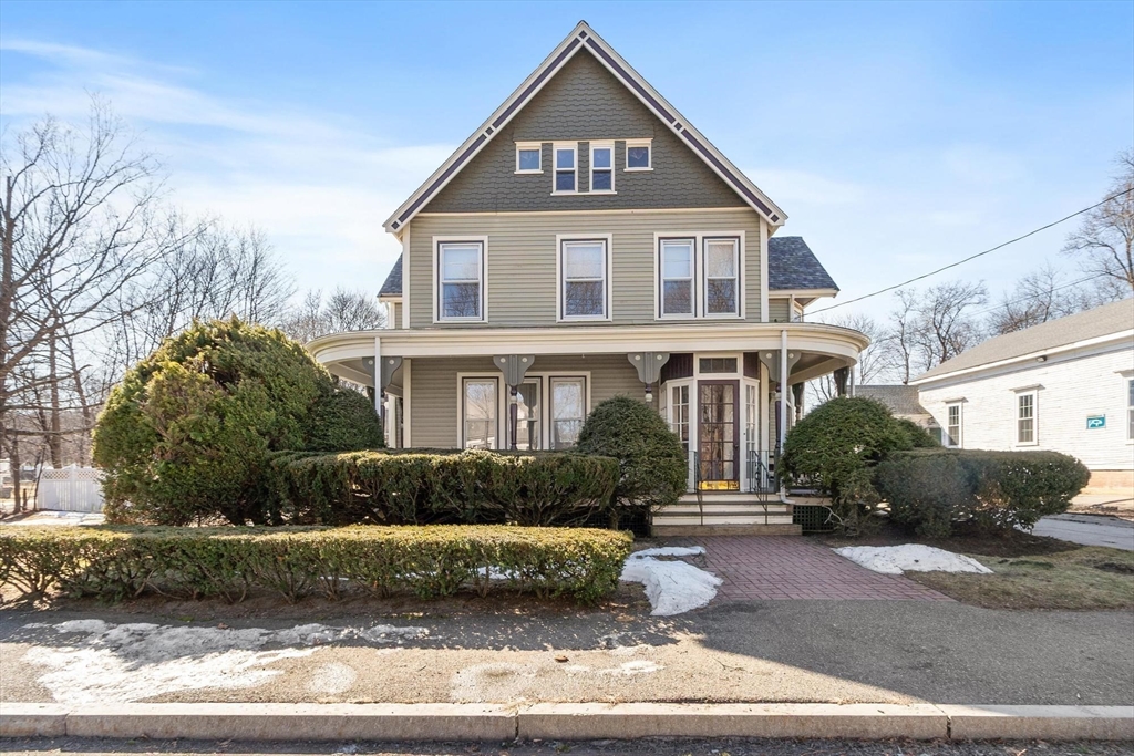 741 Salem Street Lynnfield, MA 01940 - Photo 1 of 41 a front view of a house with a yard