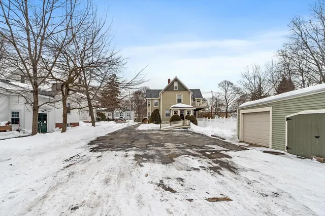 $1,100,000 | 741 Salem Street, Lynnfield, MA 01940
