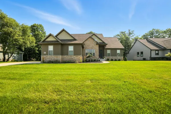 $559,900 | 11275 Killarney Drive, Stanwood, MI 49346