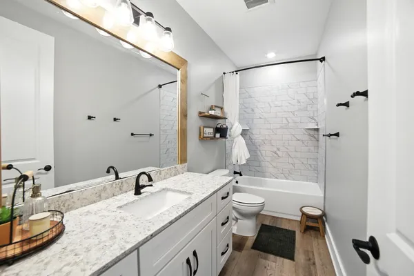 $559,900 | 11275 Killarney Drive, Stanwood, MI 49346