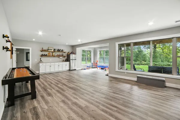 $559,900 | 11275 Killarney Drive, Stanwood, MI 49346