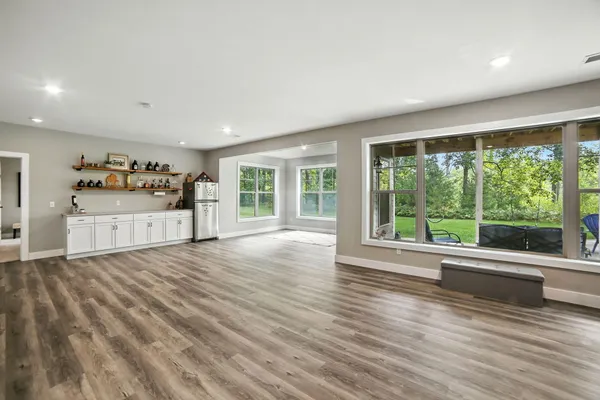 $559,900 | 11275 Killarney Drive, Stanwood, MI 49346