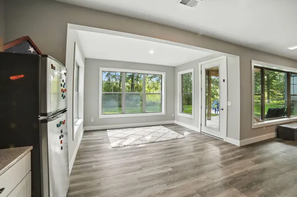 $559,900 | 11275 Killarney Drive, Stanwood, MI 49346