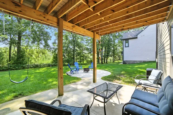 $559,900 | 11275 Killarney Drive, Stanwood, MI 49346