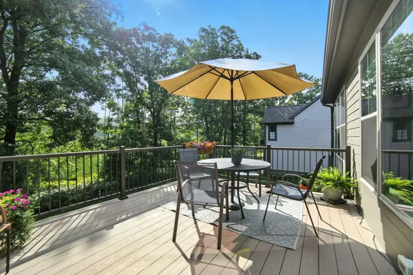 $559,900 | 11275 Killarney Drive, Stanwood, MI 49346