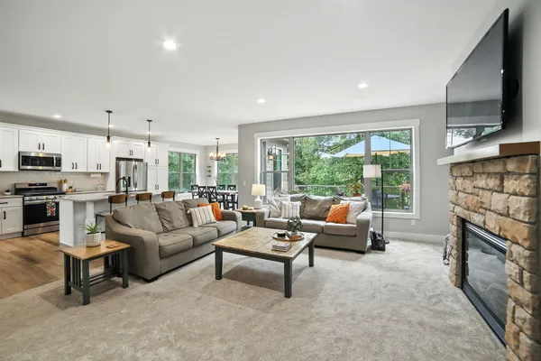 $559,900 | 11275 Killarney Drive, Stanwood, MI 49346