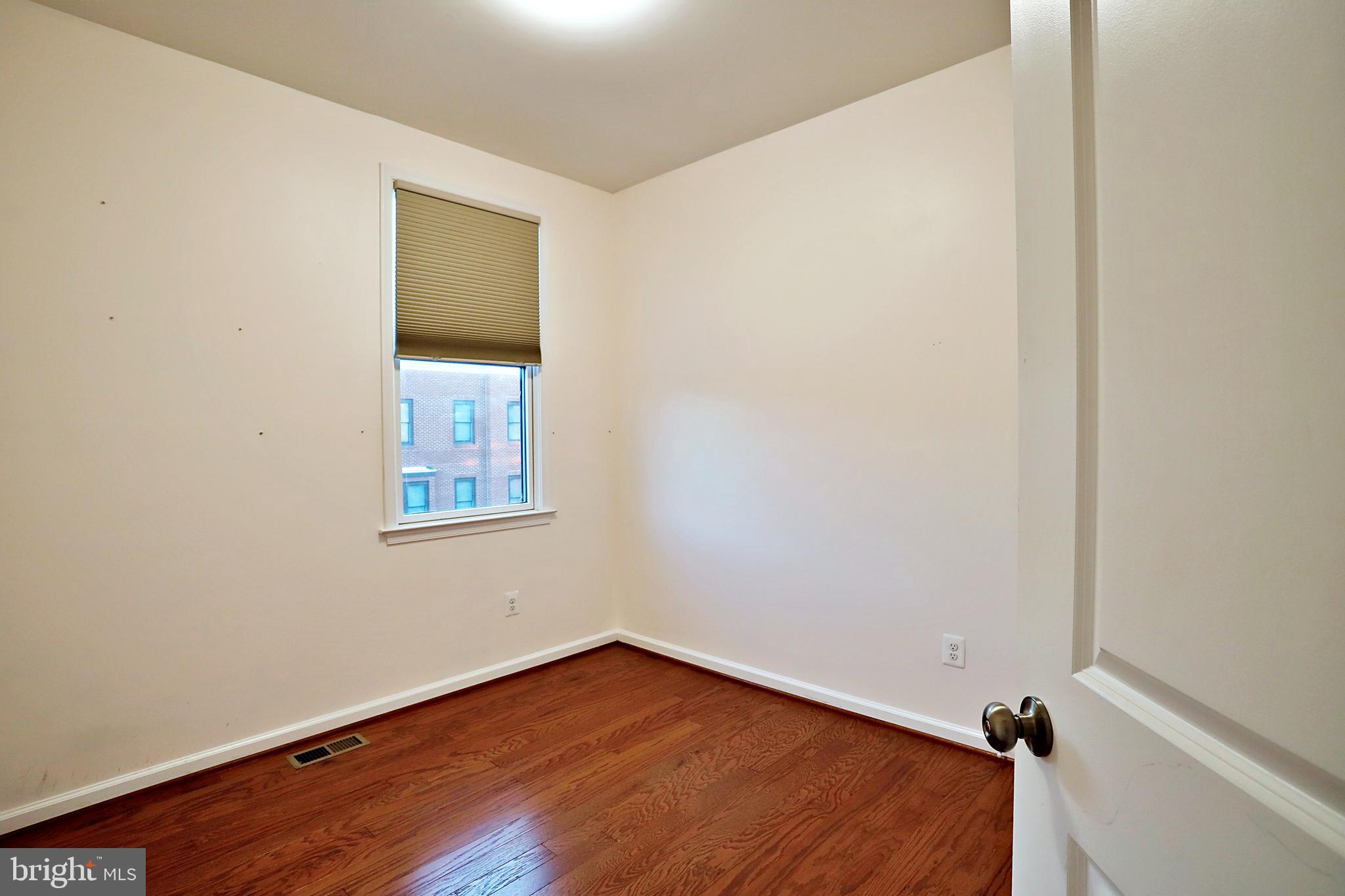 9158 Power House Road Lorton, VA 22079 - Photo 25 of 37