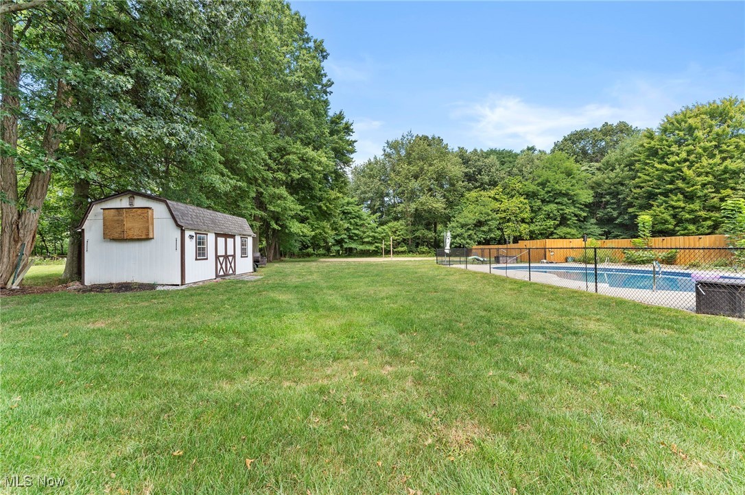 8209 Plains Road Mentor, OH 44060 - Photo 42 of 48