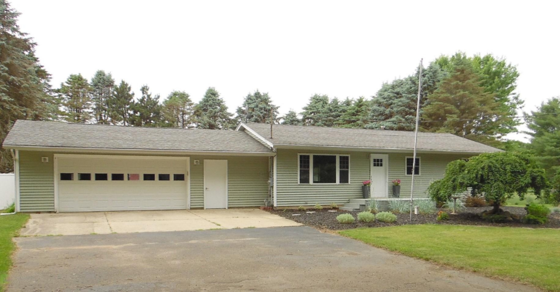 50 Tanner Lake Road Hastings, MI 49058 - Photo 1 of 40 SAM_3437